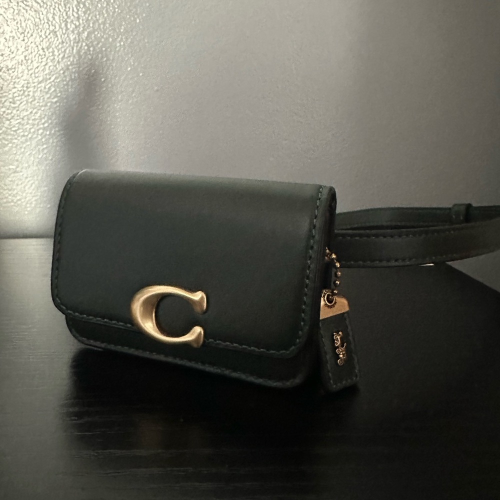 Coach Bandit Card Case Belt Bag in Amazon Green with Gold Accent